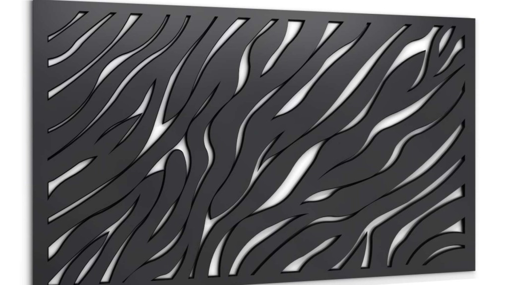 Bespoke Fretwork Screen - see the full range at www.wavywallpanels.com